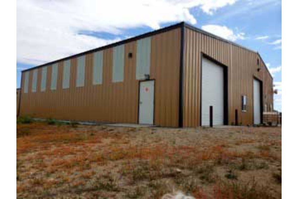 Cowboy Country Distillery Building In Pinedale