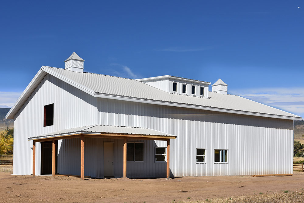 Highlands Ranch steel barn building