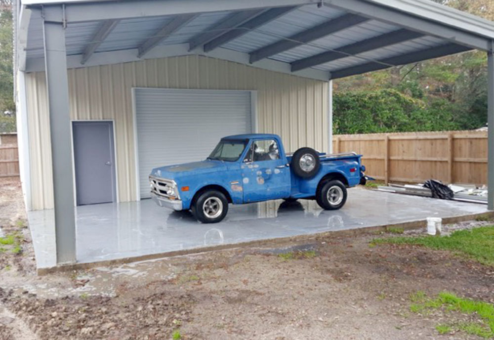 A coastal steel garage and hobby shop